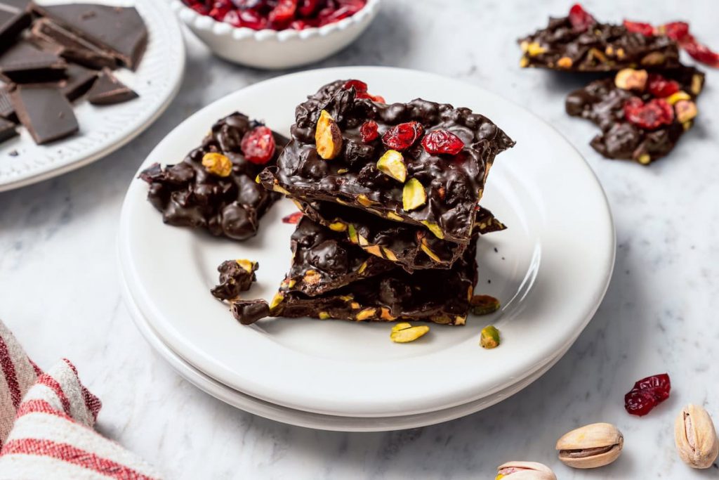 Dark Chocolate Bark with Pistachios and Cranberries Dark Chocolate Bark with Pistachios and Cranberries